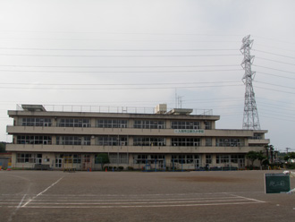 入間新久小学校耐震補強工事施工前①